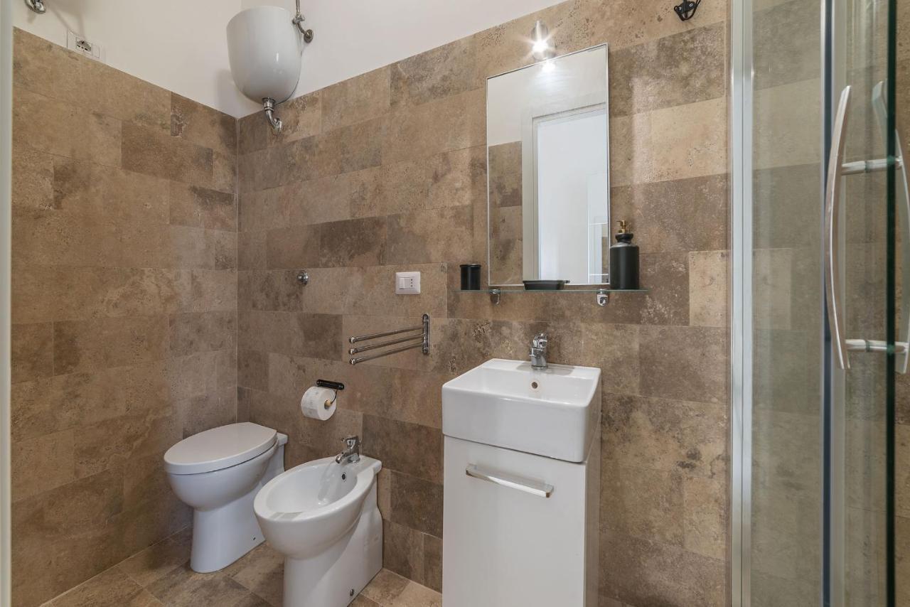 Colosseo & Colle Oppio Cozy Apartment Rome Exterior photo
