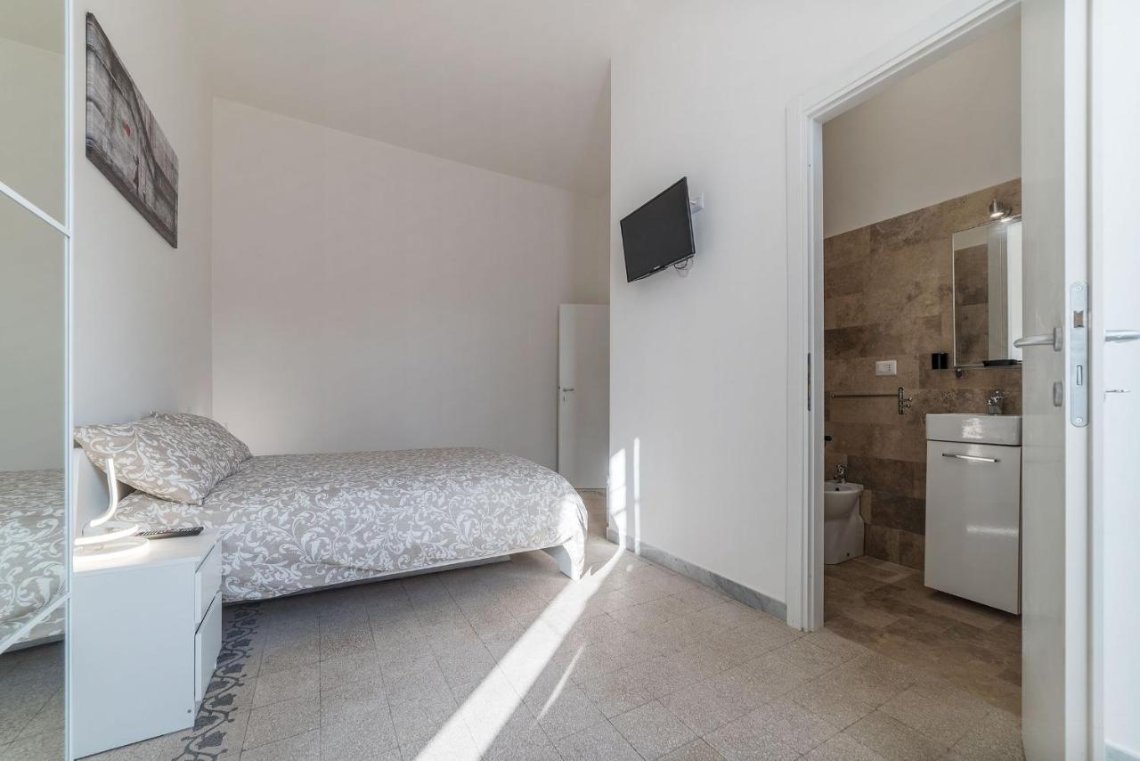 Colosseo & Colle Oppio Cozy Apartment Rome Exterior photo